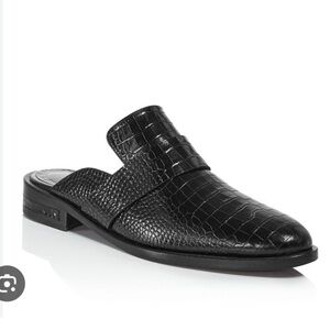 Freda Salvador Keen Mules